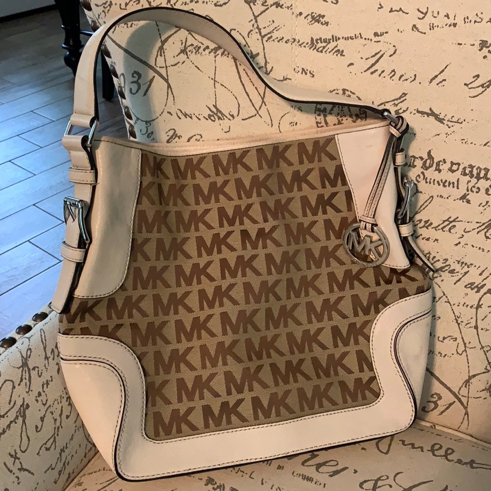 Michael Kors shoulder tote
